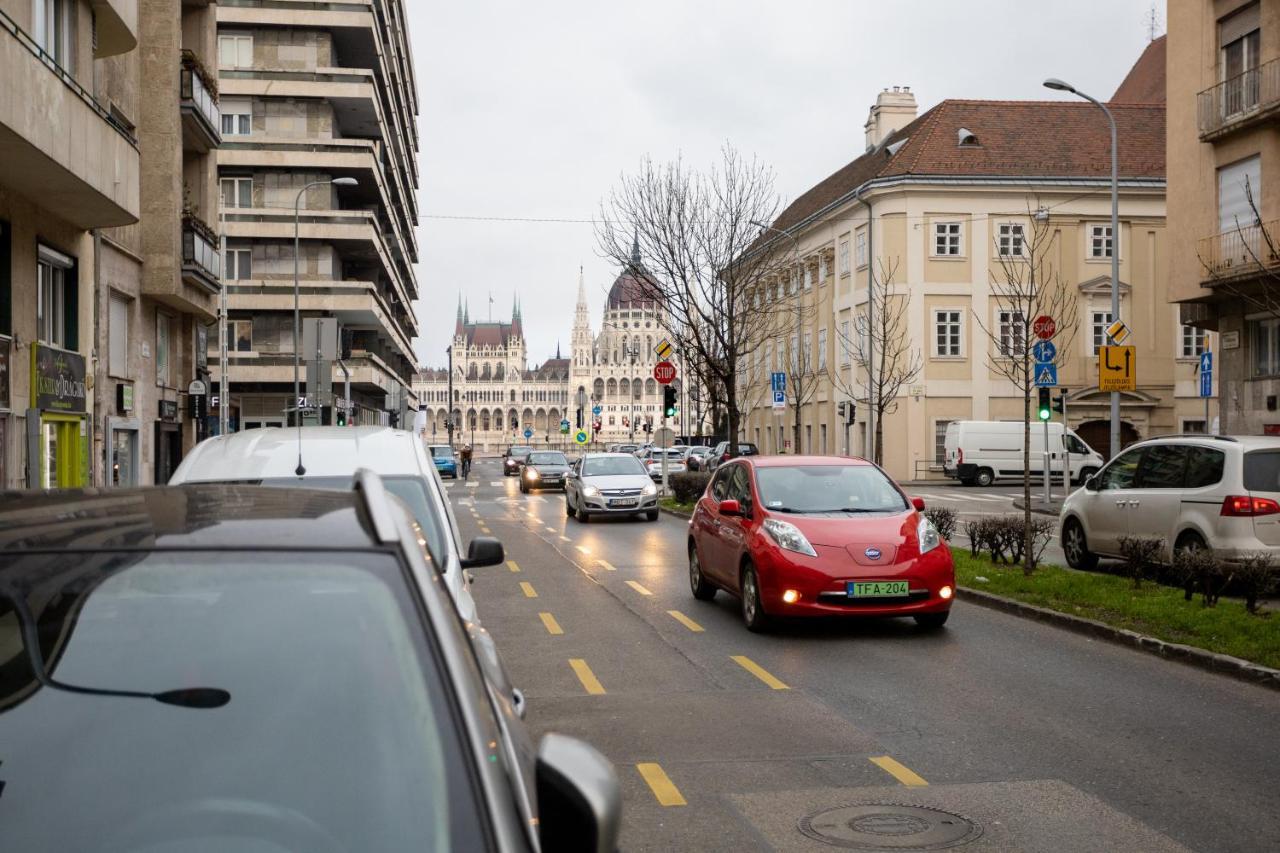 Nightingale Luxury Apartment Budapeste Exterior foto